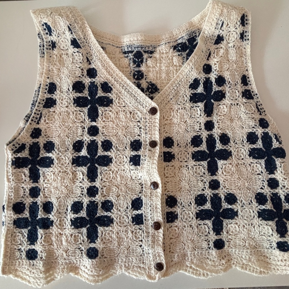 Crochet Button-Up Vest with Floral Pattern